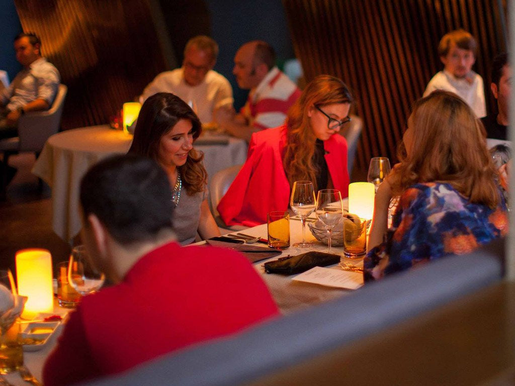 Restaurant_Bar_Table Lighting_Cordless_Rechargeable_Lamp_Battery_Operated_Outdoor_Lamp_LED_Wireless_Lamp_Insight Cordless Lighting