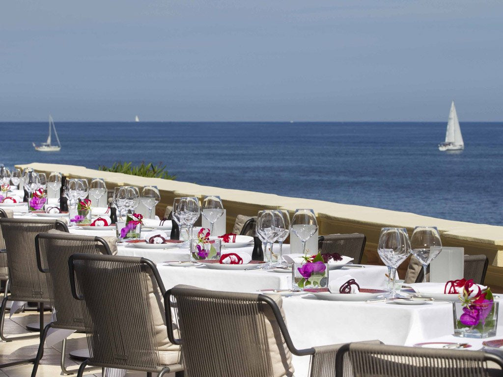 Restaurant_Bar_Table Lighting_Cordless_Rechargeable_Lamp_Battery_Operated_Outdoor_Lamp_LED_Wireless_Lamp_Insight Cordless Lighting