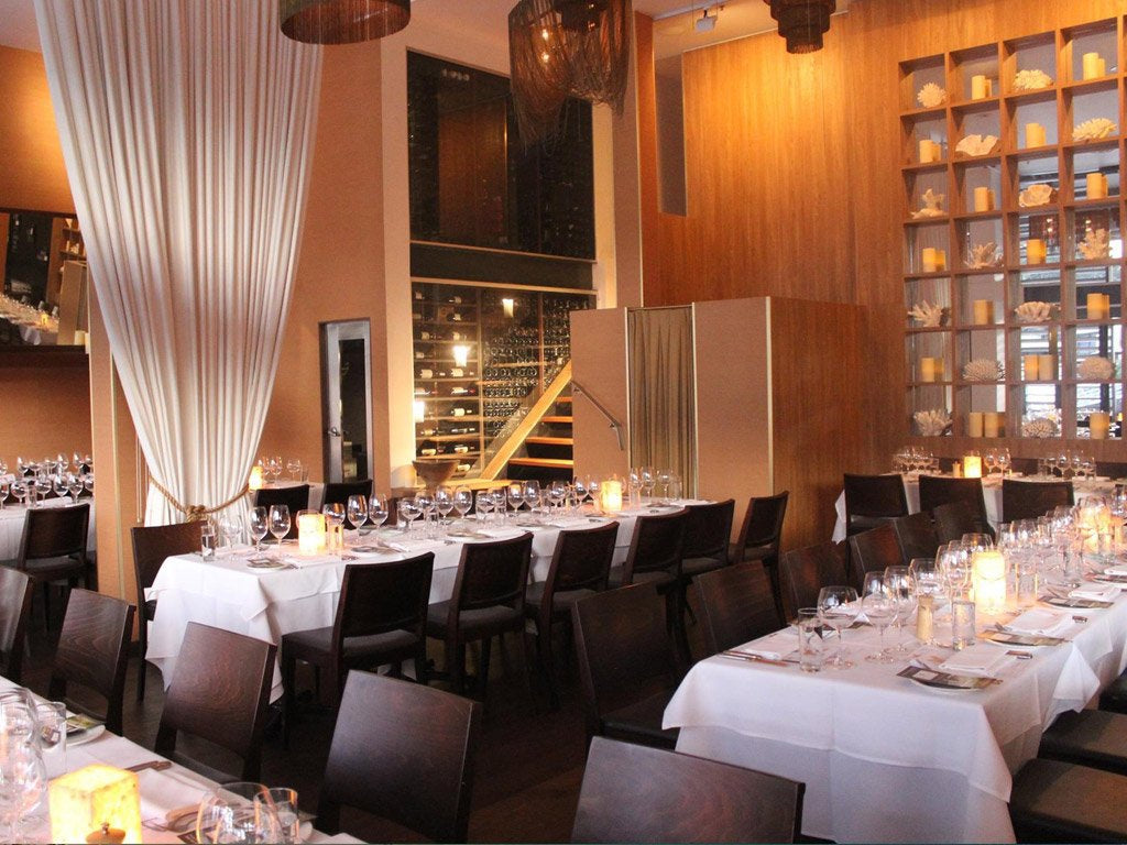 Restaurant_Bar_Table Lighting_Cordless_Rechargeable_Lamp_Battery_Operated_Outdoor_Lamp_LED_Wireless_Lamp_Insight Cordless Lighting