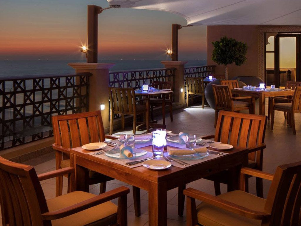 Restaurant_Bar_Table Lighting_Cordless_Rechargeable_Lamp_Battery_Operated_Outdoor_Lamp_LED_Wireless_Lamp_Insight Cordless Lighting
